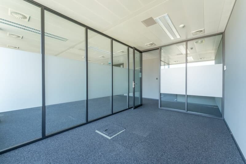 Surface administrative de 292 m² au 4? étage - grands plateaux de bureaux lumineux et modulables (3)