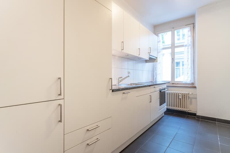 Charmant appartement dans un immeuble ancien au centre-ville (6)