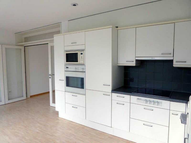 tolle 4.5- Zimmer-Gartenwohnung zu mieten (3)