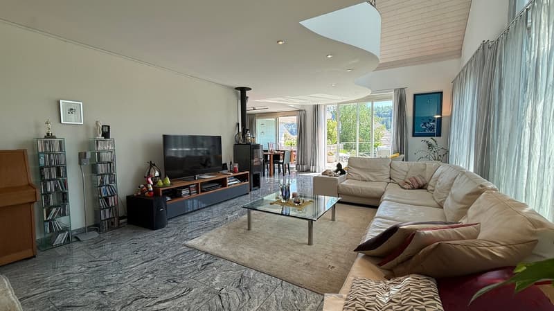 Grosszügiges 10-Zimmer-Einfamilienhaus in ruhiger Lage in Glattfelden (8)