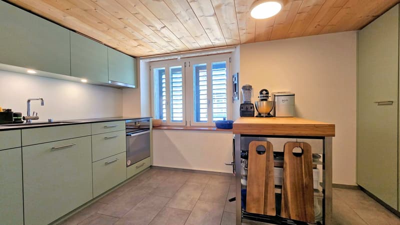 Komplett renoviert und stilvoll ausgebaut (6)