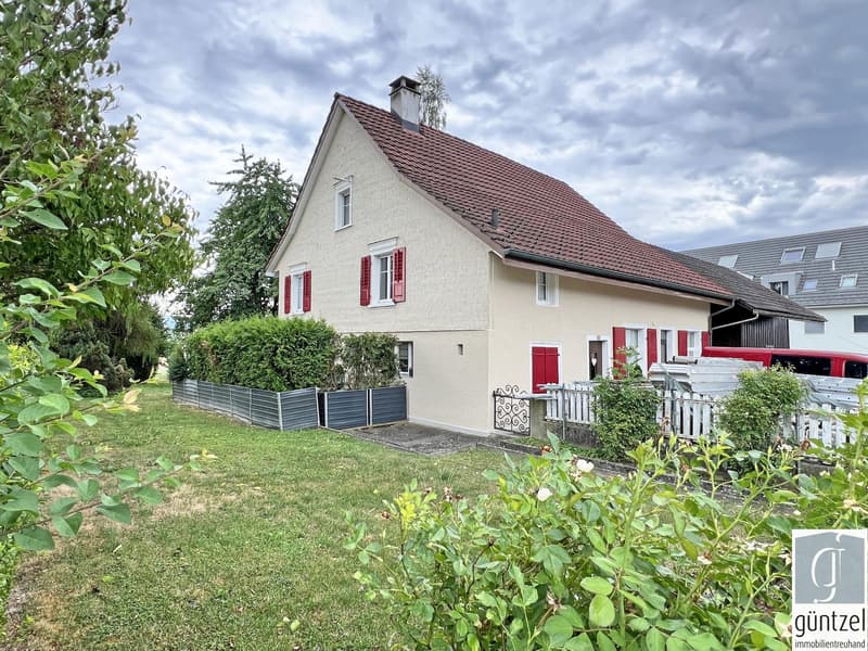 6-Zimmer-Wohnhaus