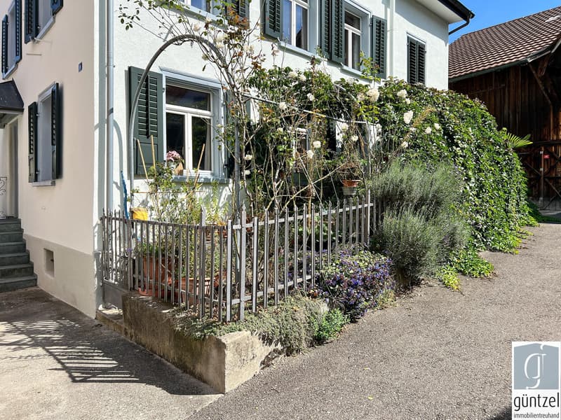 begrünter Sitzplatz ab dem Essbereich