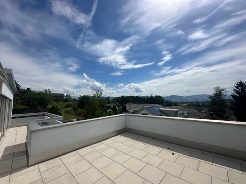 Terrasse mit Aus- und Fernsicht süd
