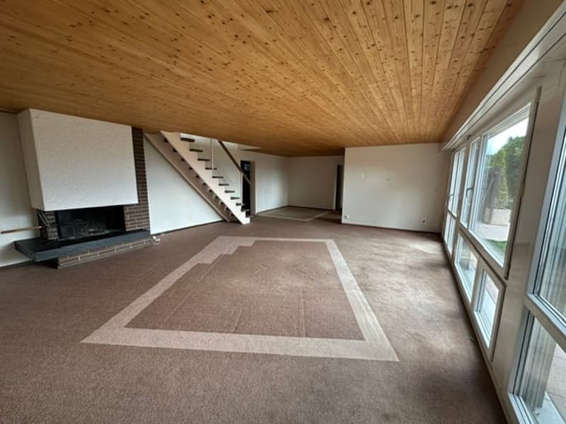 Charmantes 5.5-Zimmer-Terrassenhaus mit traumhafter Aussicht (9)