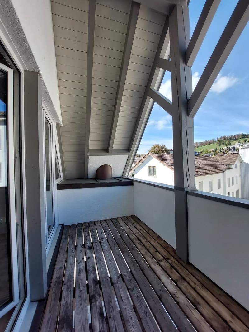 Grosszügige Maisonettewohnung mit Galerie im Herzen von Eschenbach (22)