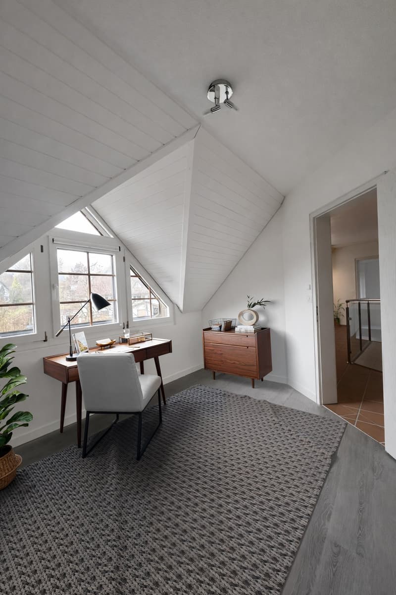 Moderne 5.5-Zimmer-Maisonette-Wohnung in ruhiger Lage im Hirzel ZH (4)