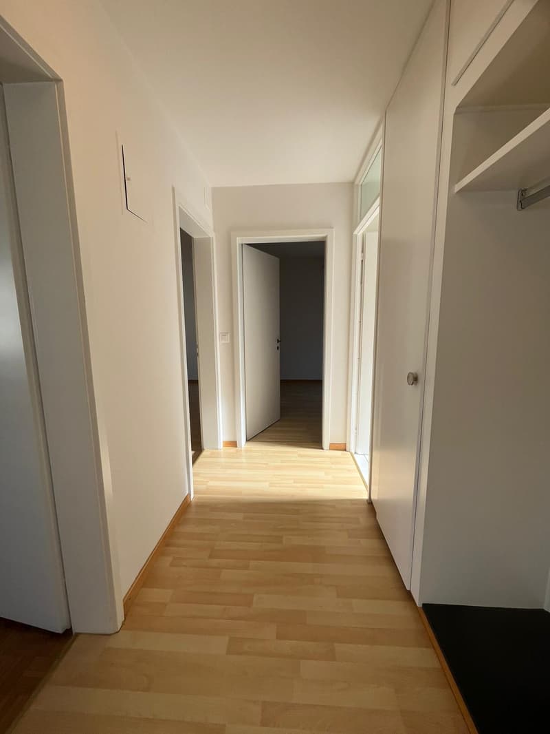 Gepflegte 3-Zimmer-Wohnung mit Balkon in Oberengstringen (4)