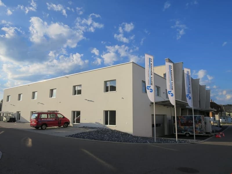 Topmoderne Büro-/Praxisräume - auch Gesamtfläche bis zu 840m2 möglich! (13)
