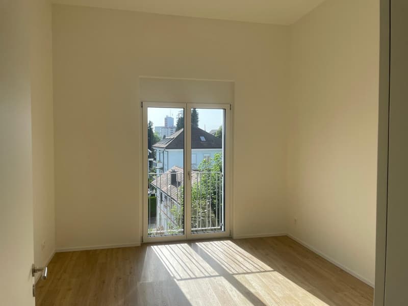 Moderne 4.5-Zimmer-Dachwohnung mit Balkon in Wil (8)