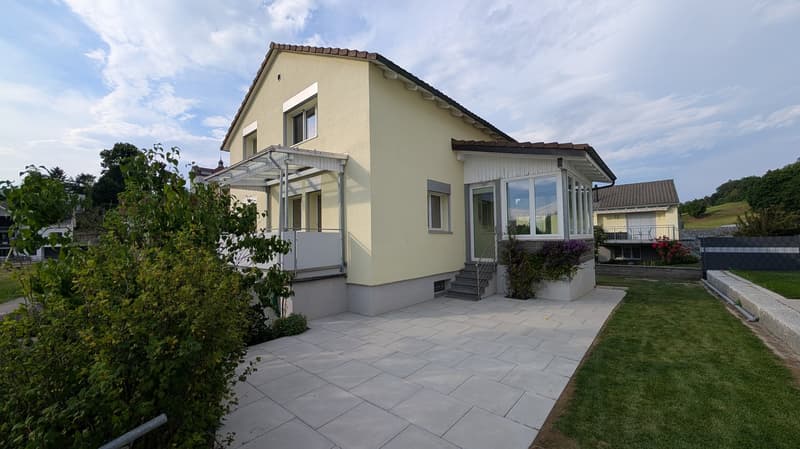 Charmantes renoviertes Einfamilienhaus in ruhiger Lage (1)