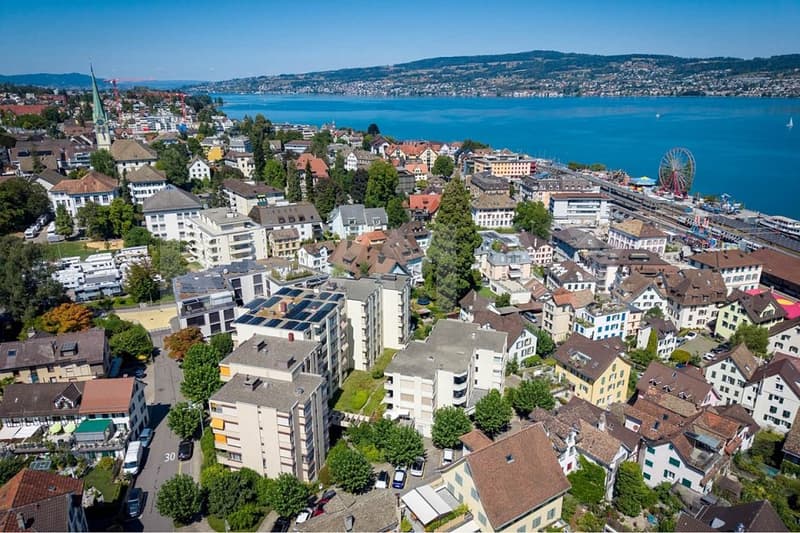 Charmante 1.5-Zimmer-Wohnung modernisiert und nur wenige Schritte vom Zürichsee (12)