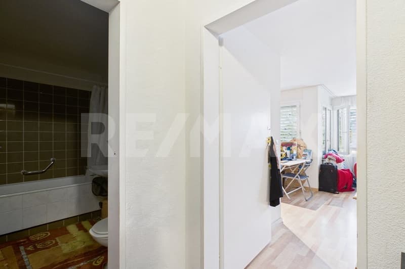 Charmante 1.5-Zimmer-Wohnung modernisiert und nur wenige Schritte vom Zürichsee (6)