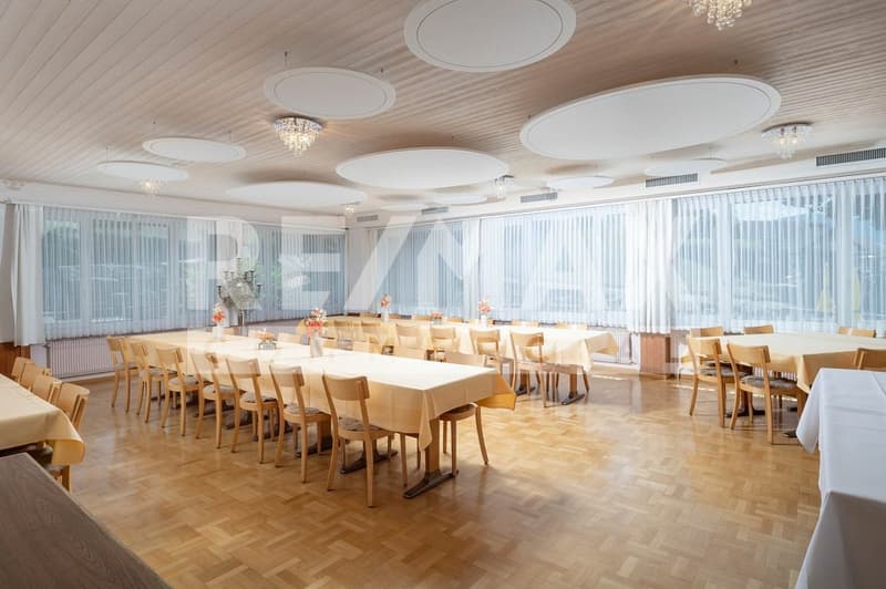 Hotel-Restaurant mit 15 Zimmern, 120 Sitzplätzen sowie Umnutzungs- und Erweiterungspotenzial (5)