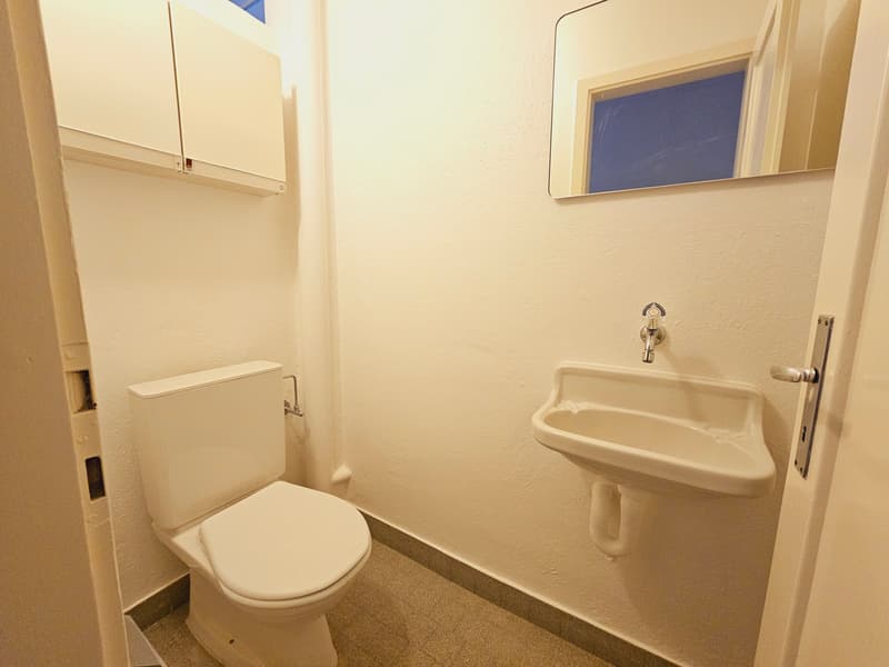 WC (2.OG)