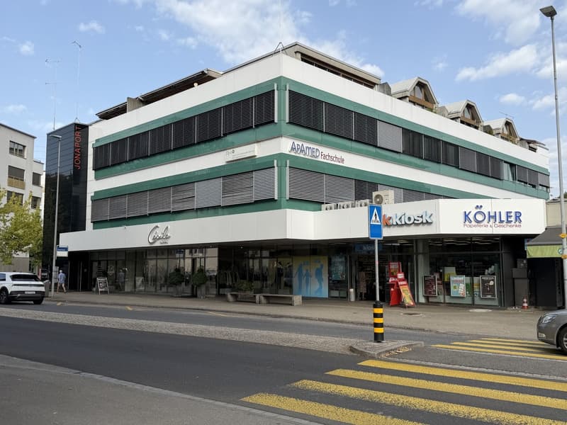 Attraktive Gewerbefläche an zentraler Lage in Jona vielseitig nutzbar & bestens erschlossen (1)