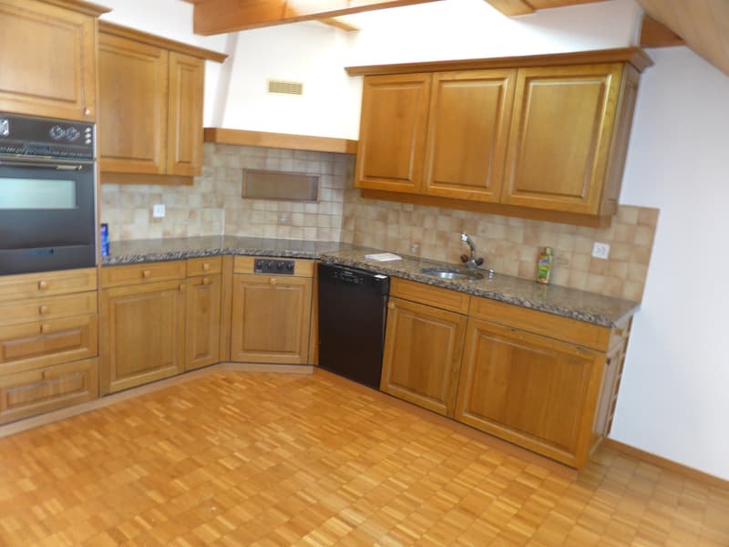 gemütlich 3-Zimmer-Dachwohnung - Krontalstr. 9, SG (4)