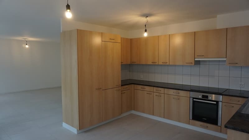 Helle 4.5-Zimmer-Wohnung an zentraler Lage in Rorschach (3)
