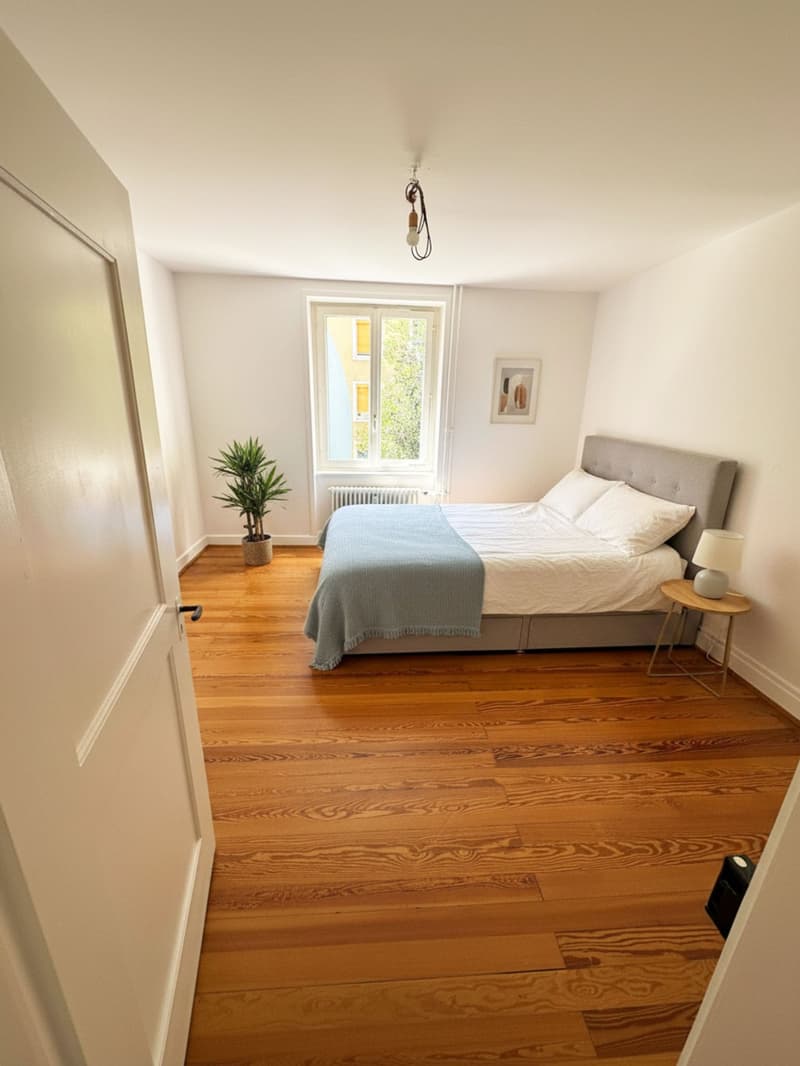 Charmante 2-Zimmerwohnung mit geschlossenem Balkon an der Schlossgasse 15, Basel (3)