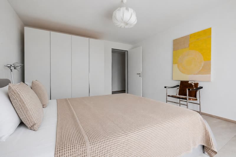 Furnished 1-Bedroom Apartment Zurich Wiedikon – central, Balcony & cleaning Servic (9)