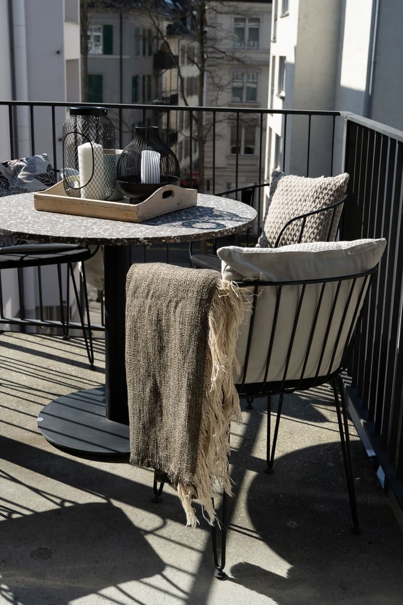 Modern Furnished 3.5-Room Apartment in Zürich's Prestigious 8008 District (13)