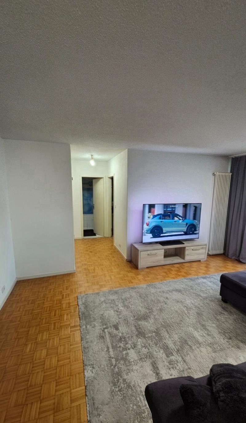 Helle 2.5 Zimmerwohnung zu vermieten (BEFRISTET BIS 31. März 2027) (1)