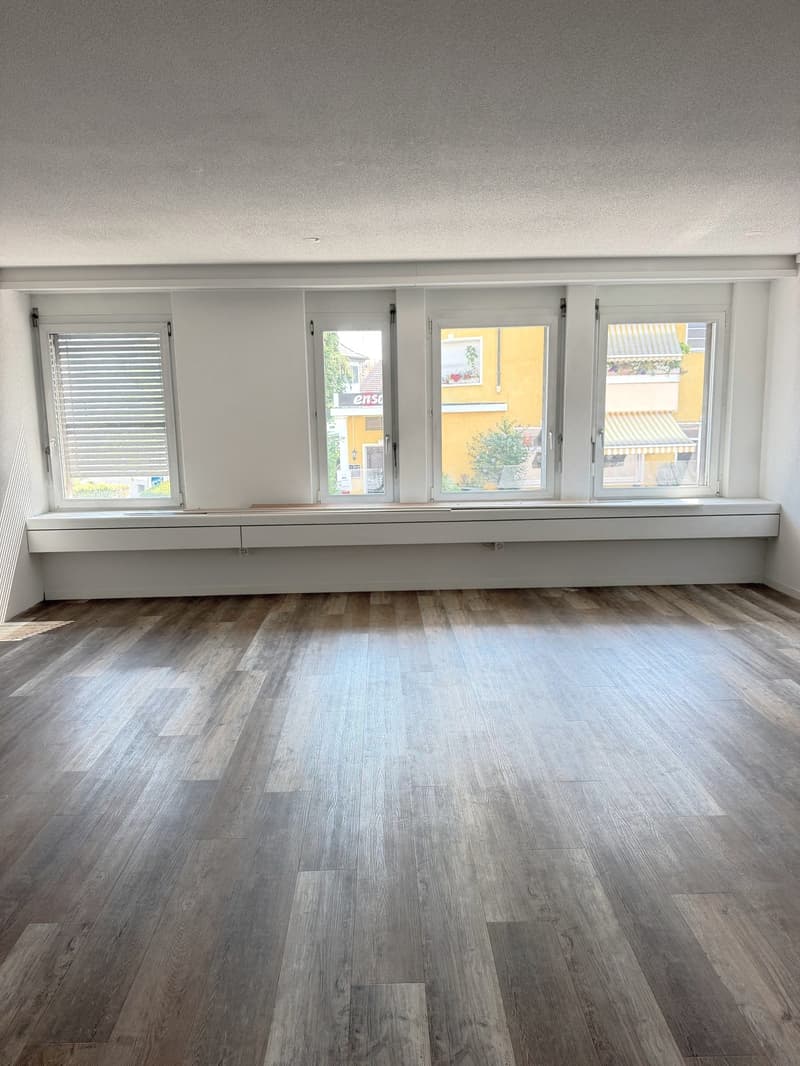 Attraktive Büro- oder Praxisfläche – vollständig ausgebaut & sofort bezugsbereit (2)