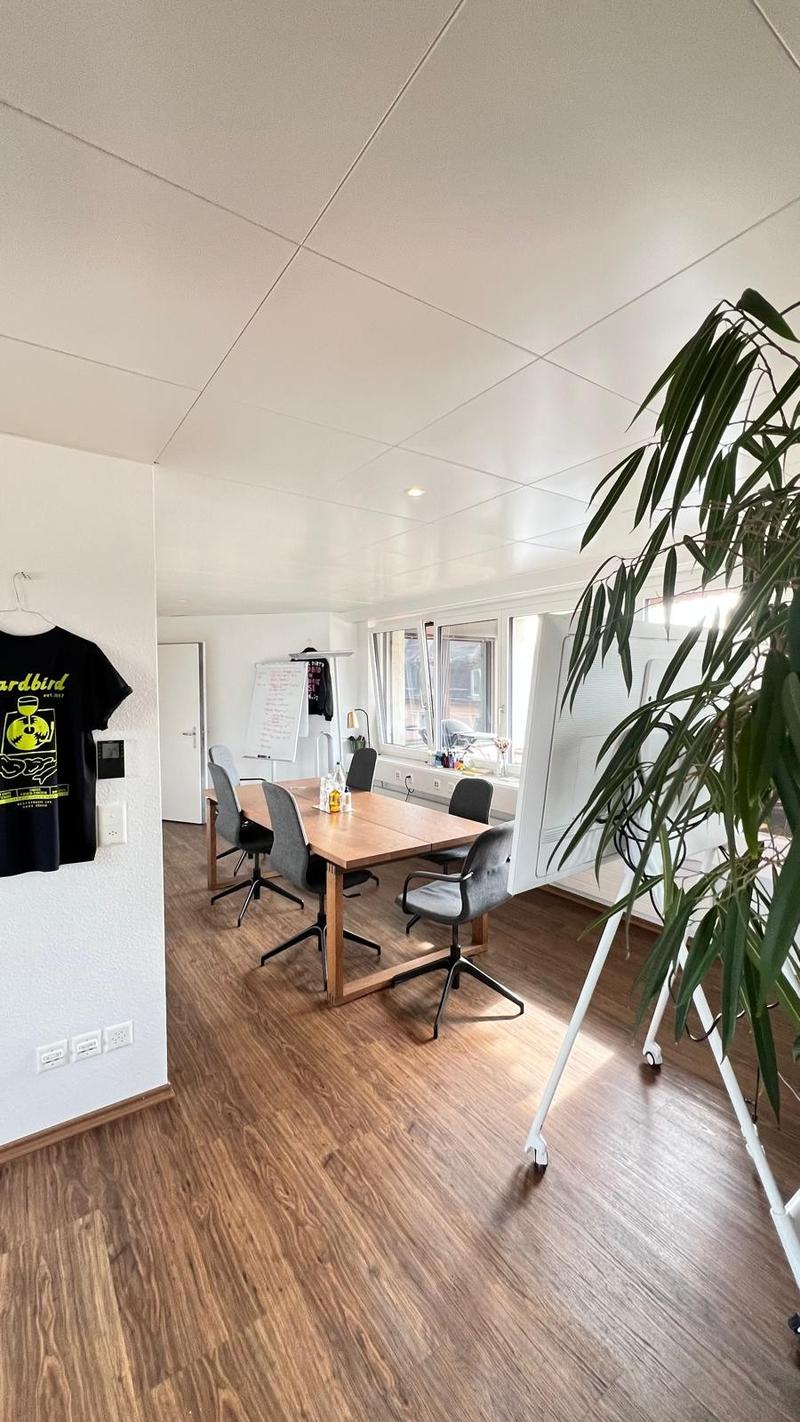 Attraktive Bürofläche an zentraler Lage zu vermieten (1)