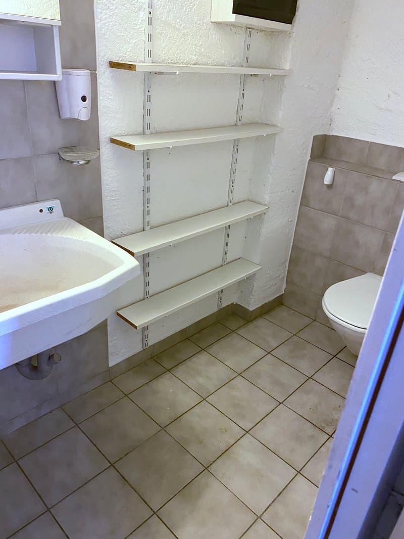 Gewerberaum mit separatem Eingang – ideal für Atelier oder Studio (8)