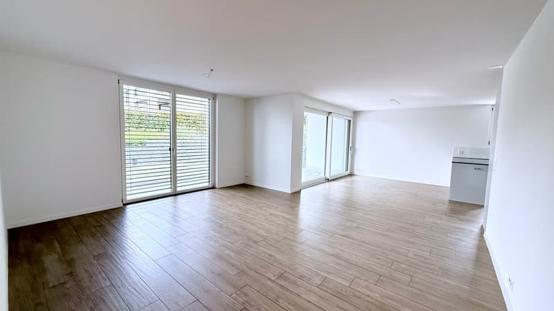 Geräumige 4.5-Zimmer-Wohnung im Erdgeschoss in Richterswil (5)