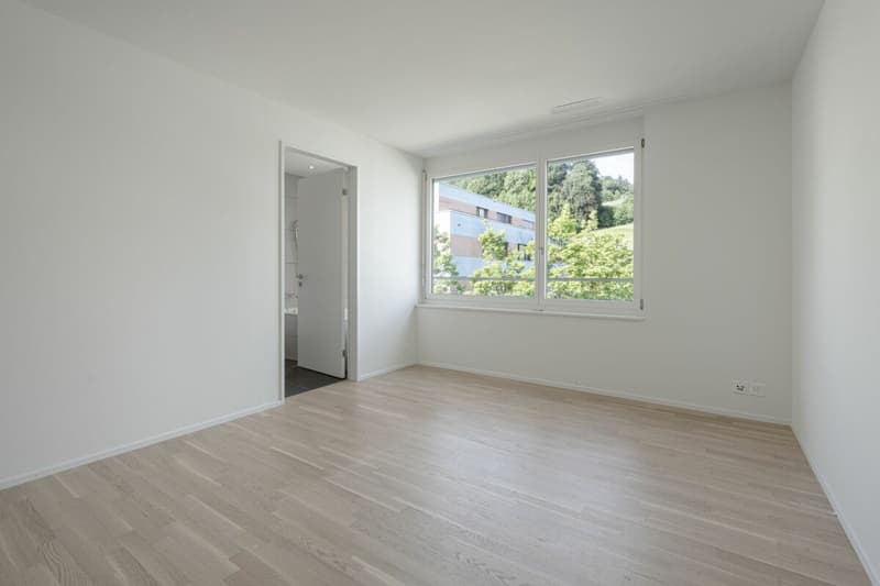 Lichtdurchflutete 3.5-Zimmer-Wohnung mit hochwertigem Innenausbau (5)