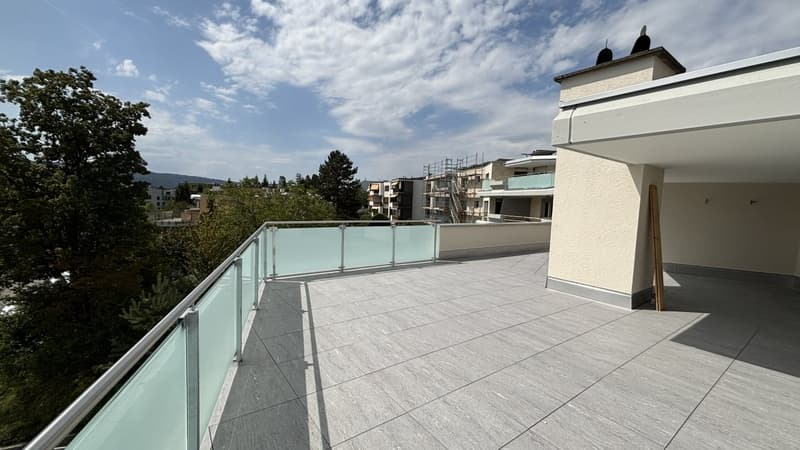 5 1/2-ZIMMER-ATTIKAWOHNUNG; NEU RENOVIERT (2)