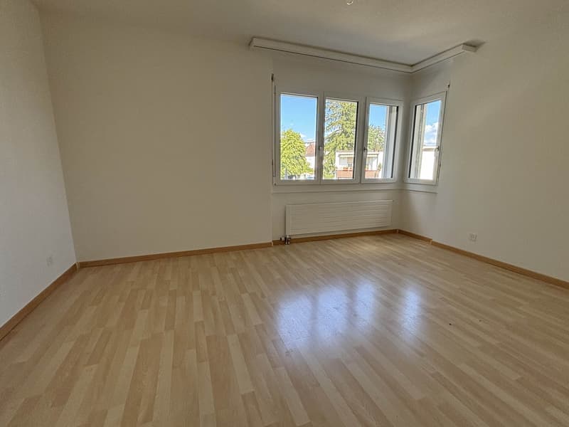 5 1/2-ZIMMER-ATTIKAWOHNUNG; NEU RENOVIERT (11)