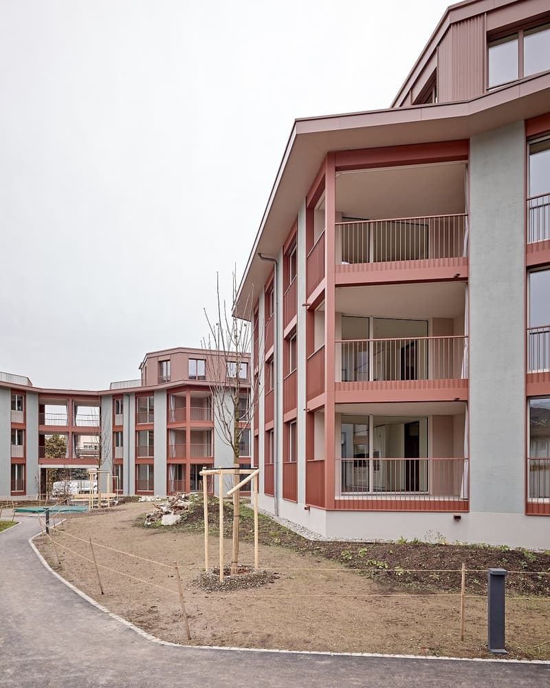 Moderne und grosszügige Genossenschaftswohnung in Dietikon (1)