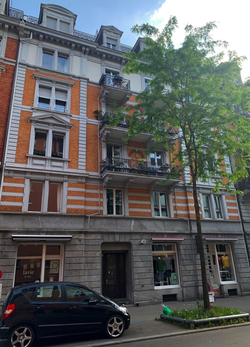 charmante 3.5 Zimmer-Maisonettewohnung in Zürich (1)