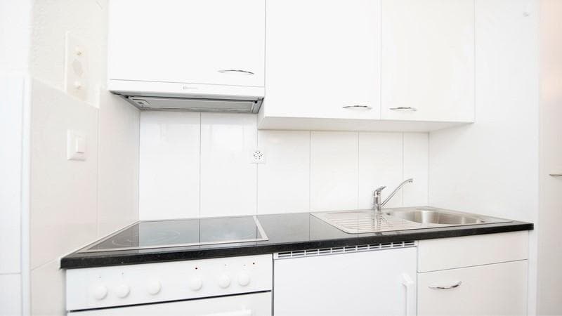 1- Zimmerwohnung möbliert in Kloten (nur für Einzelpersonen / individuals only) (3)