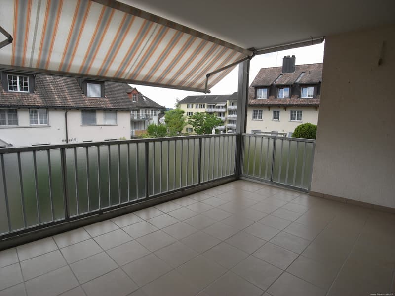 Grosszüigiger Balkon