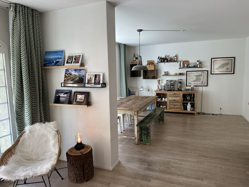 Blick_vom_Wohn-_ins_Esszimmer.jpg