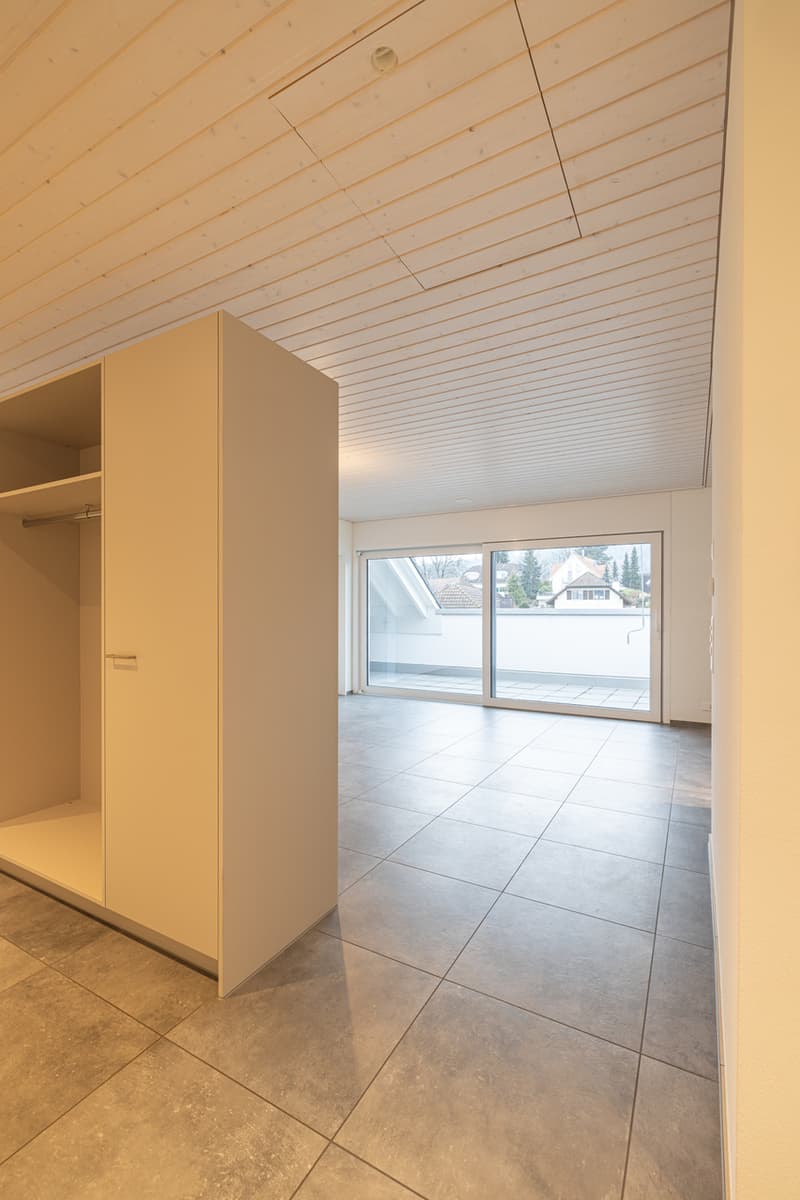 5.5-Zimmer Dachgeschoss Eigentumswohnung an ruhiger Lage (2)