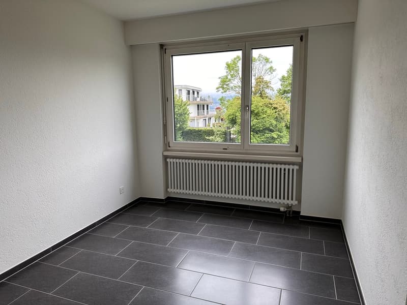 Helle 4-Zimmer-Wohnung mit Balkon in Männedorf – ab Juli 2026 verfügbar (12)