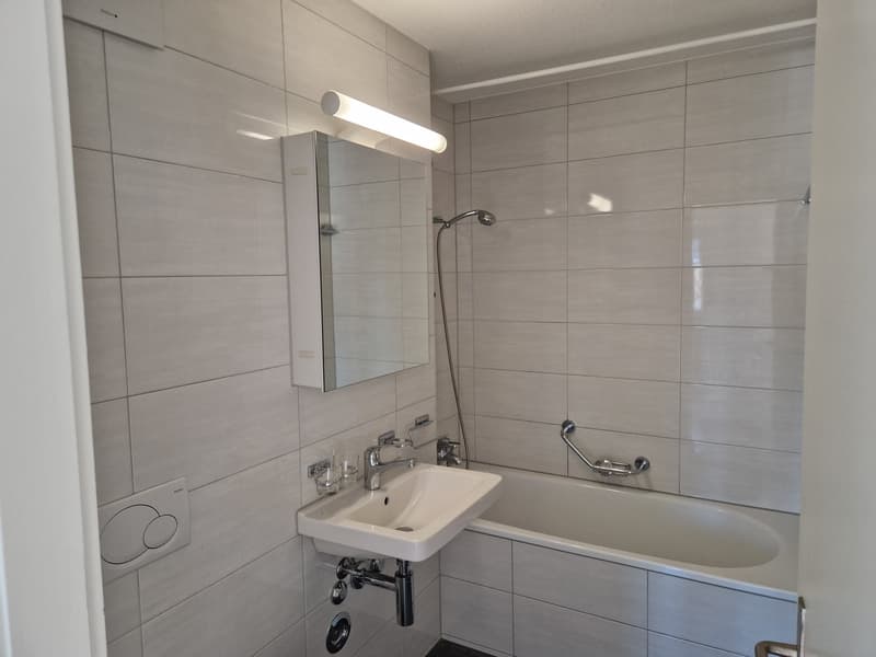 4-Zimmerwohnung an zentraler Lage mit schöner Weitsicht (14)