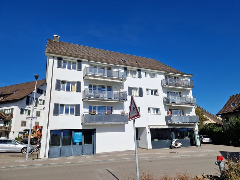 4-Zimmerwohnung an zentraler Lage mit schöner Weitsicht (3)