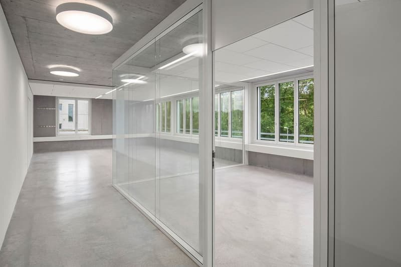 Attraktive und helle Büroräume (4)