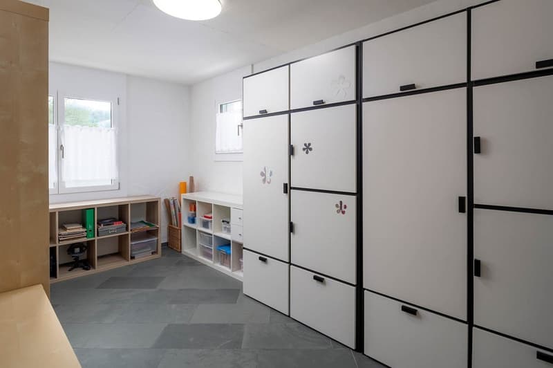 Freistehend, kinderfreundlich und mit grossem Garten (8)