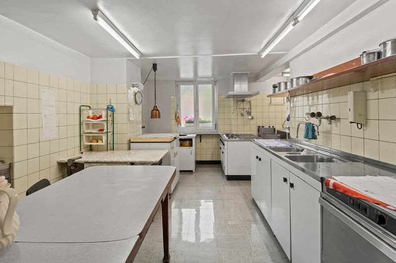 Zum Umbauen! Wohnhaus mit Restaurant Löwen (9)