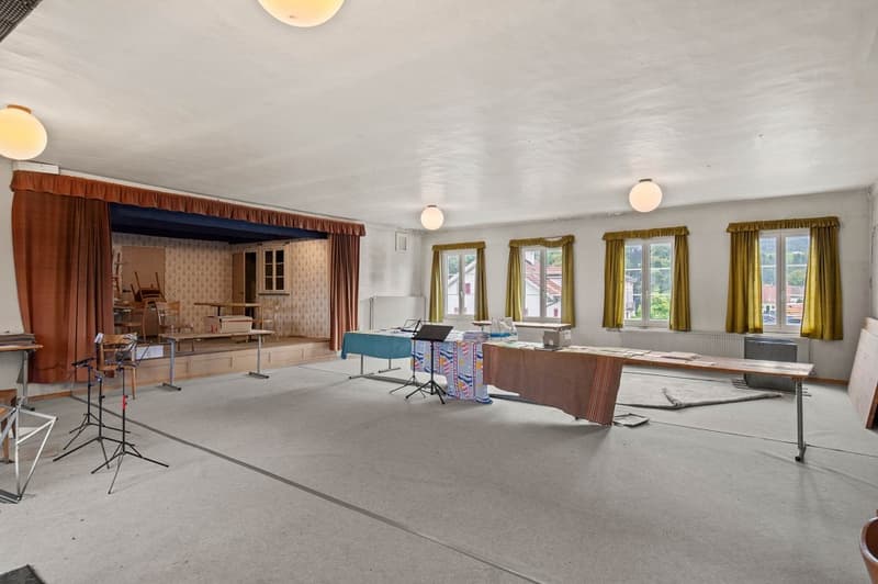 Zum Umbauen! Wohnhaus mit Restaurant Löwen (11)