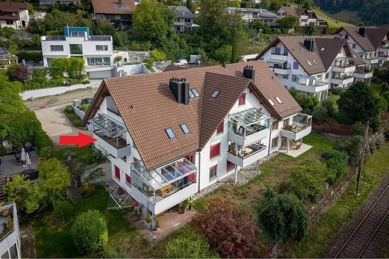 Grosszügig und mit schöner Aussicht (2)