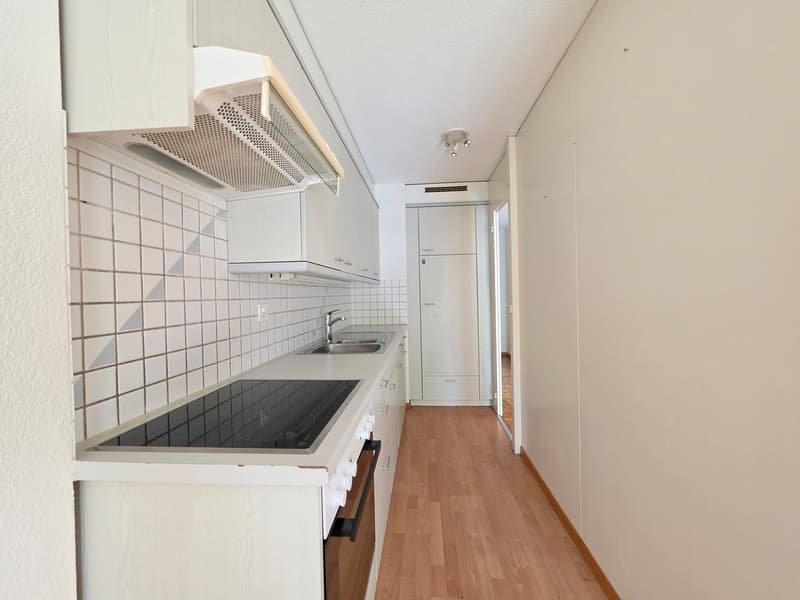 Practical apartment for singles or couples! (2)