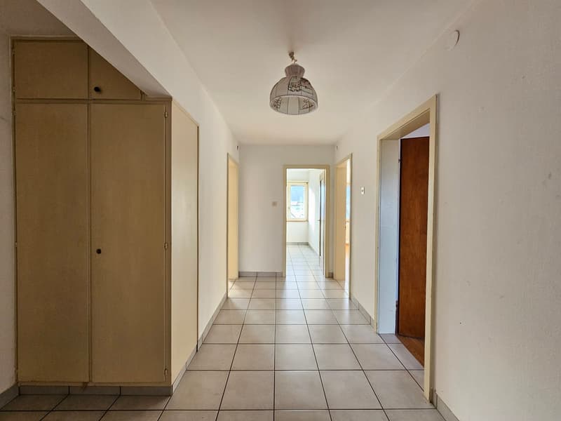 Appartement 3.5 pièces avec vue sur les montagnes à Courrendlin (2)