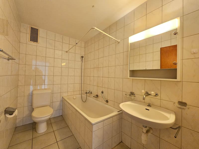 Appartement 3.5 pièces avec vue sur les montagnes à Courrendlin (7)